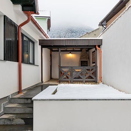 Sun Villas Accommodation Braşov Buitenkant foto