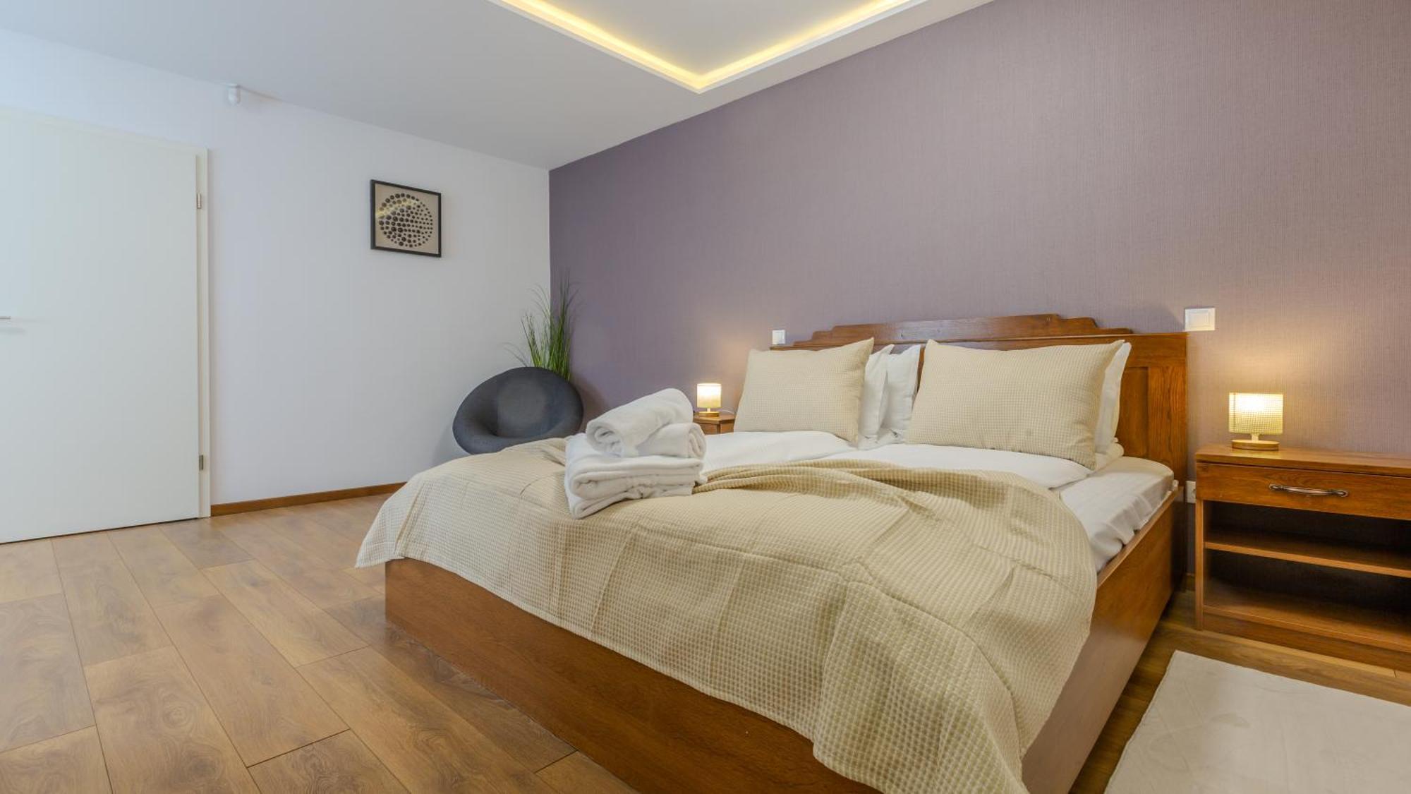 Sun Villas Accommodation Braşov Buitenkant foto