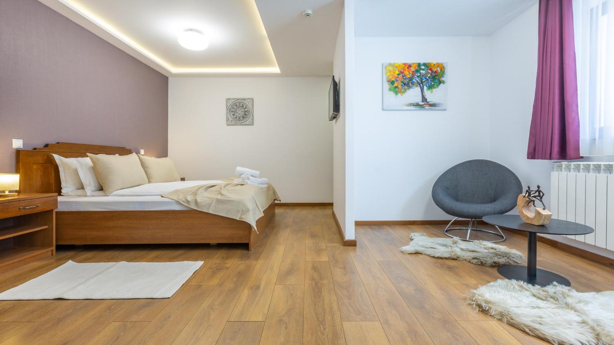 Sun Villas Accommodation Braşov Buitenkant foto