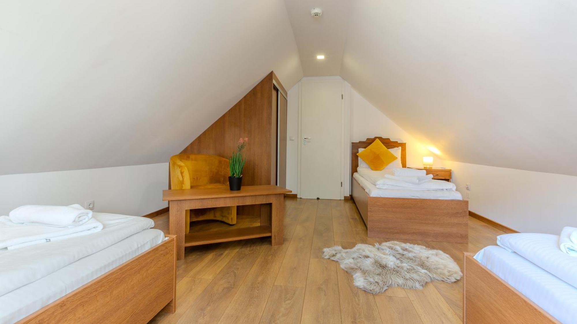 Sun Villas Accommodation Braşov Buitenkant foto