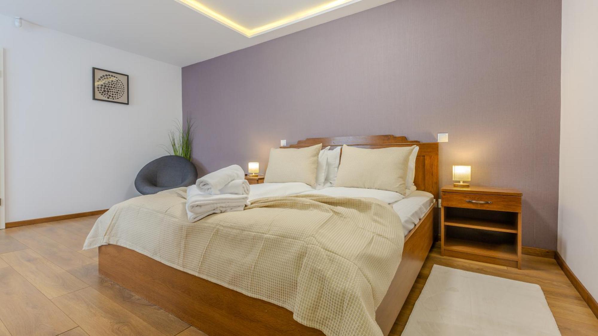 Sun Villas Accommodation Braşov Buitenkant foto